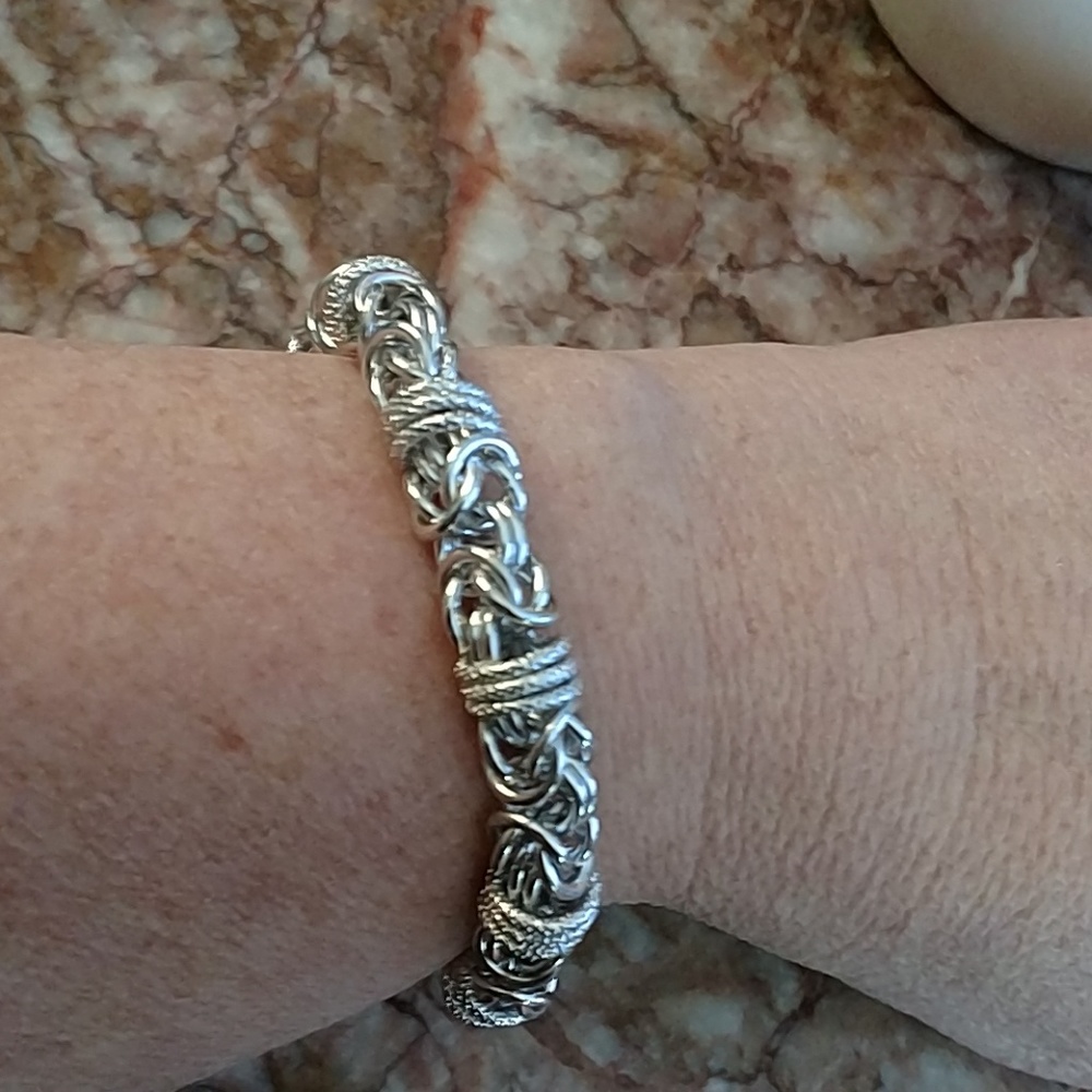 Bronzo Italia Polished & Textured Byzantine